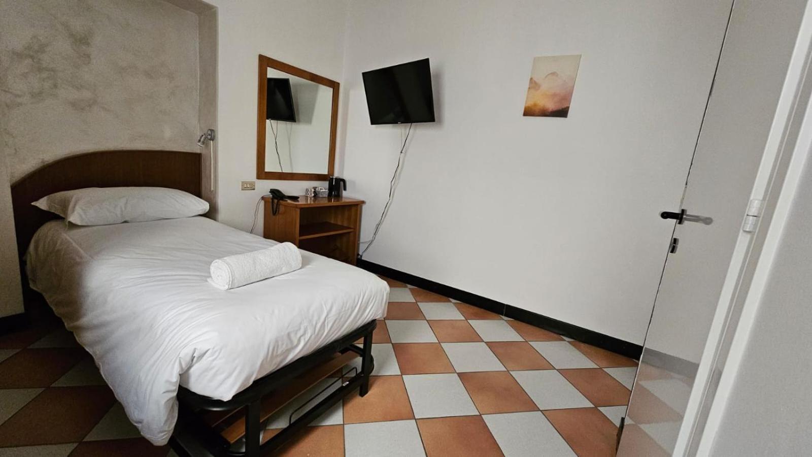 Hotel Montecodeno Varenna Extérieur photo